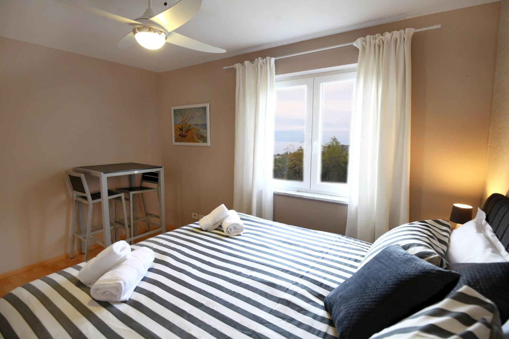 Sea View Olive Retreat Apartment Порторож Екстериор снимка